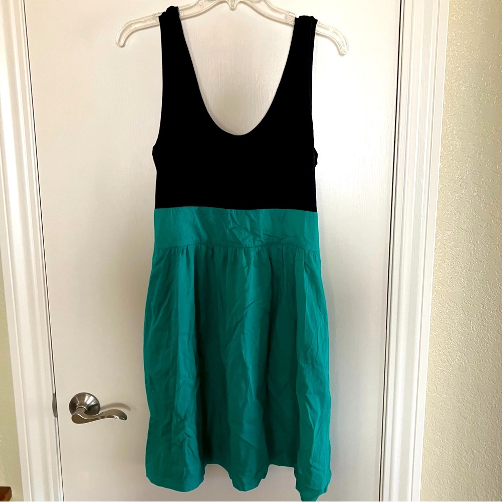 Express Women’s Tank Dress Size 12 Green and Black.